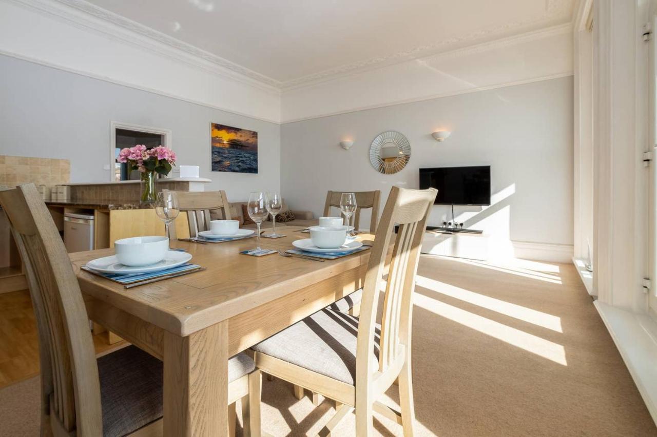 Spectacular Sea Views! Stylish Apt With Balcony Apartman Brighton Kültér fotó